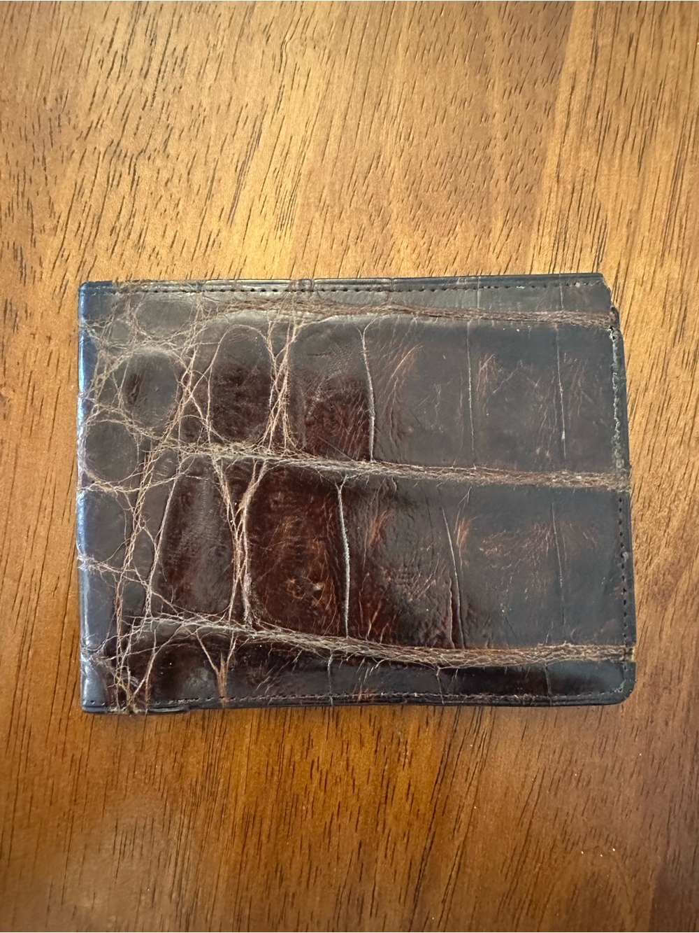Men's Croc-Embossed Leather Bifold Wallet - Dark Brown